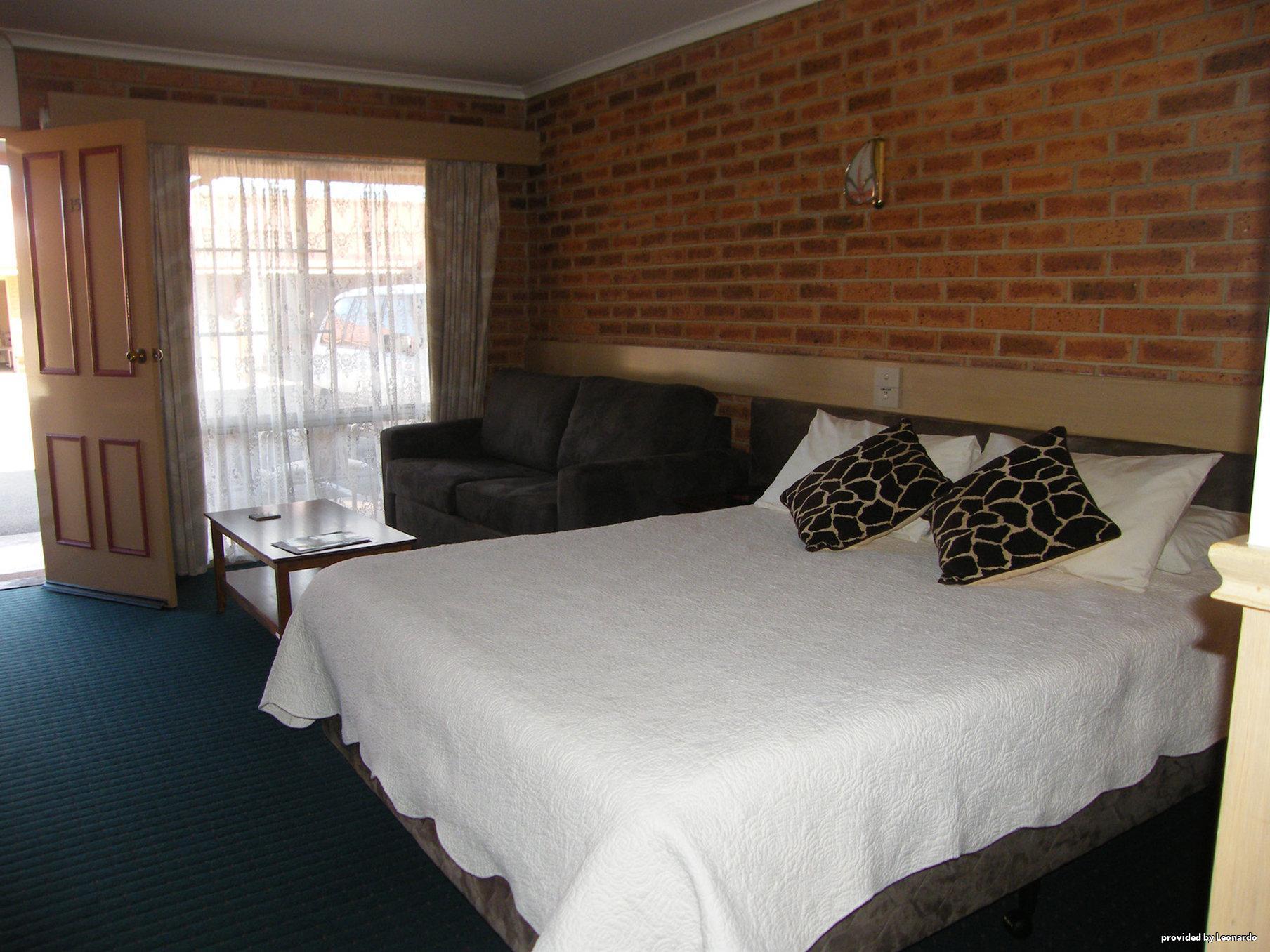 Colonial Motor Inn Bairnsdale Golden Chain Property Ruang foto
